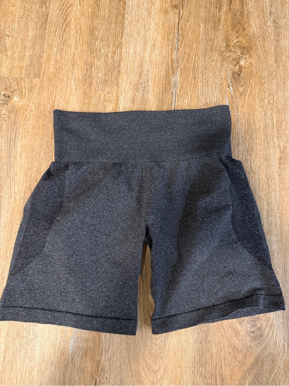 NVGTN High-Waist Dark Gray Bike Shorts
